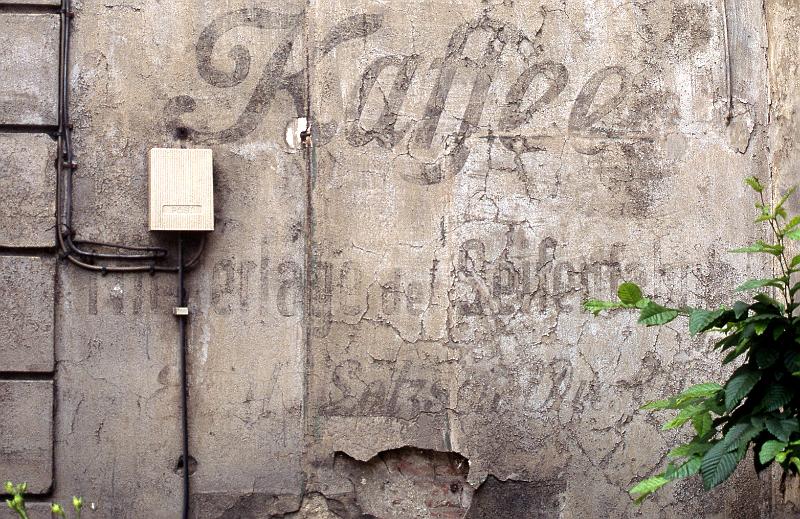 Dresden-Loschwitz, Grundstr. 23, 16.6.1996 (3).jpg - Kaffee - Niederlage der Seifenfabrik Emil ...